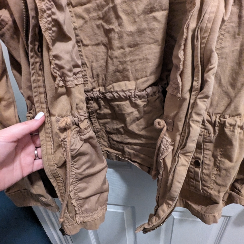 Tan Jacket - Picture 4 of 4